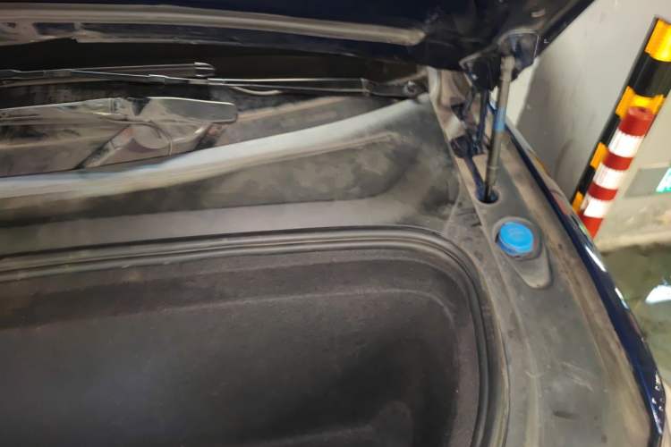 Used Tesla Model X 2016 X 60D Engine Bay Left