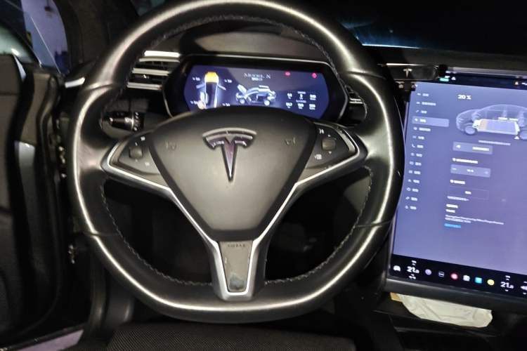 Used Tesla Model X 2016 X 90D Steering Wheel