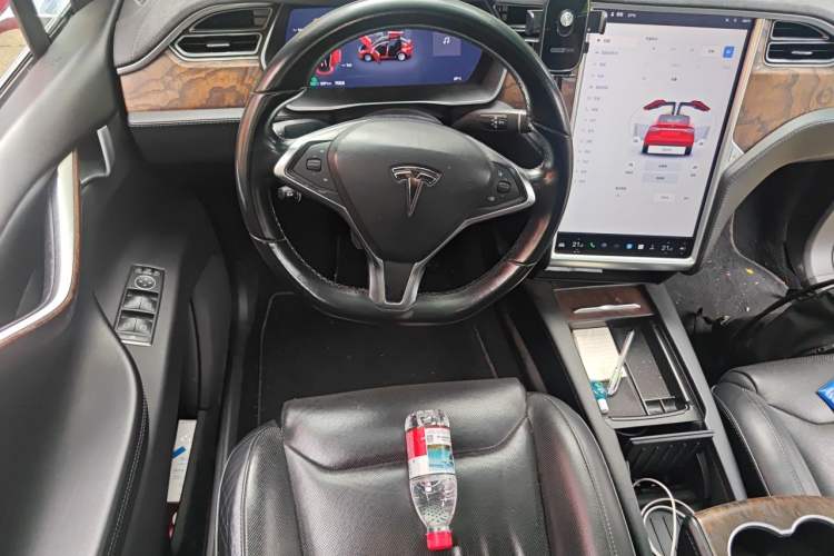Used Tesla Model X 2016 X 90D Steering Wheel
