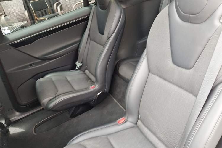 Used Tesla Model X 2016 X 75D Left Rear Seat