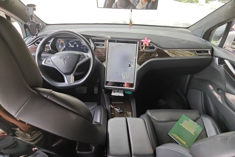 Used Tesla Model X 2016 X 90D Center Console