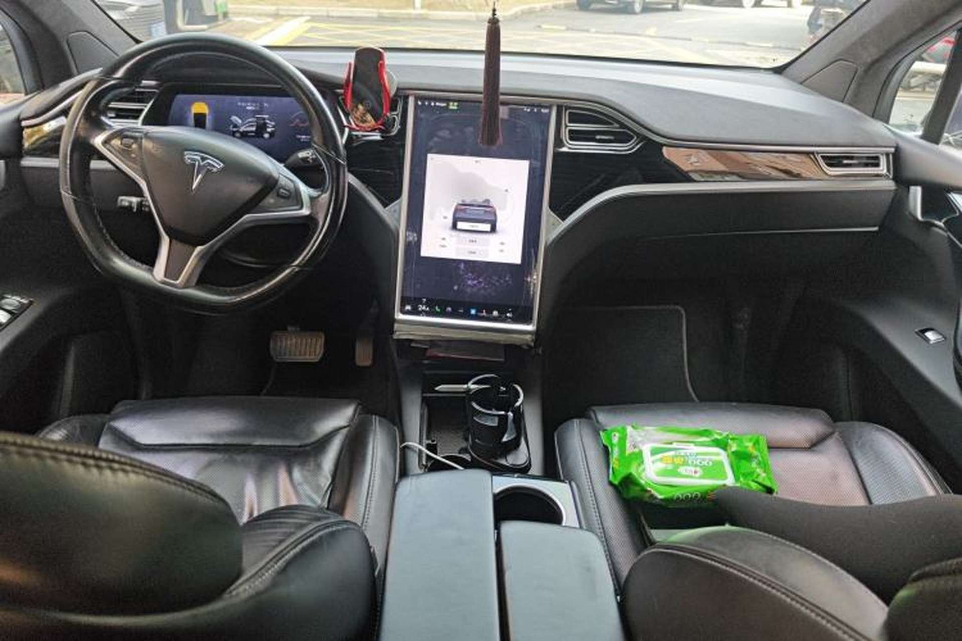 Used Tesla Model X 2016 X 60D Center Console