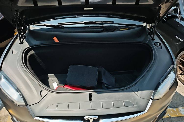 Used Tesla Model X 2016 X 75D Engine Bay