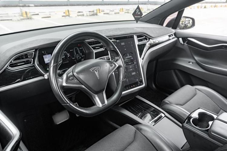 Used Tesla Model X 2016 X 75D Interior 1
