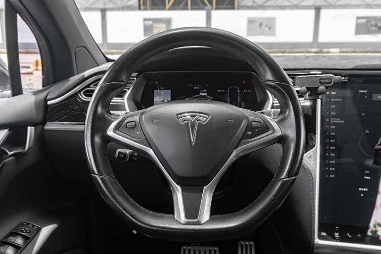 Used Tesla Model X 2016 X 75D Interior 3