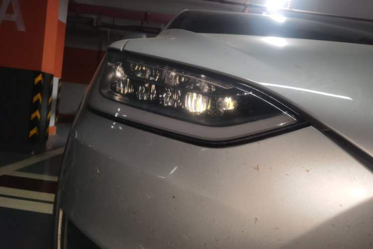 Used Tesla Model X 2016 X 90D Right Front Headlight