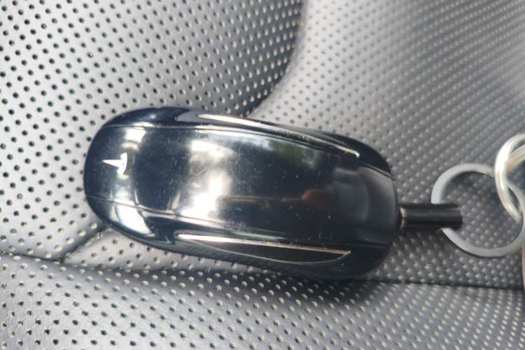 Used Tesla Model X 2016 X 90D Vehicle Key