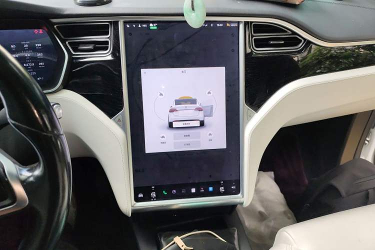 Used Tesla Model X 2016 X 90D Audio And AC Panel