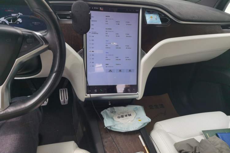 Used Tesla Model X  Audio And AC Panel