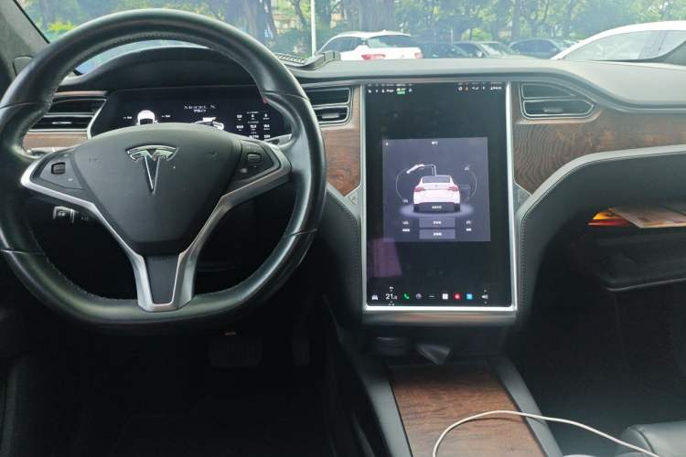 Used Tesla Model X 2016 X 75D Center Console