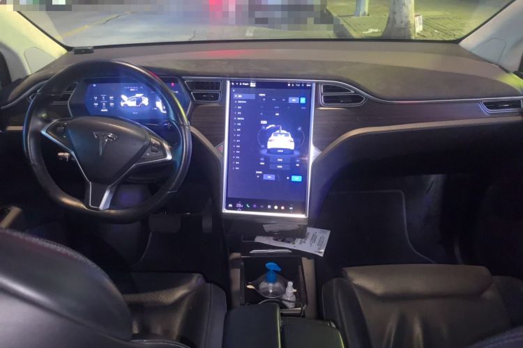 Used Tesla Model X 2016 X 90D Center Console