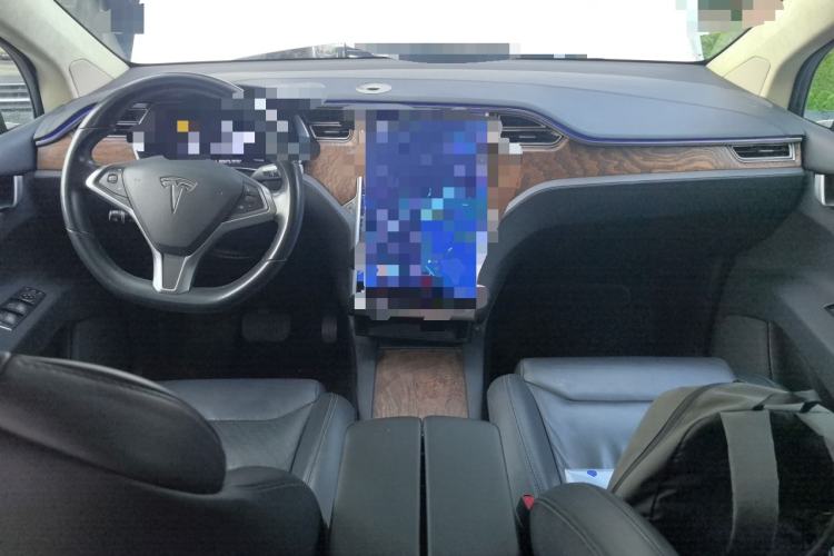 Used Tesla Model X 2016 X 90D Center Console