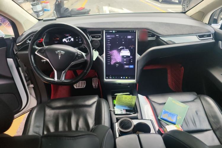 Used Tesla Model X  Center Console