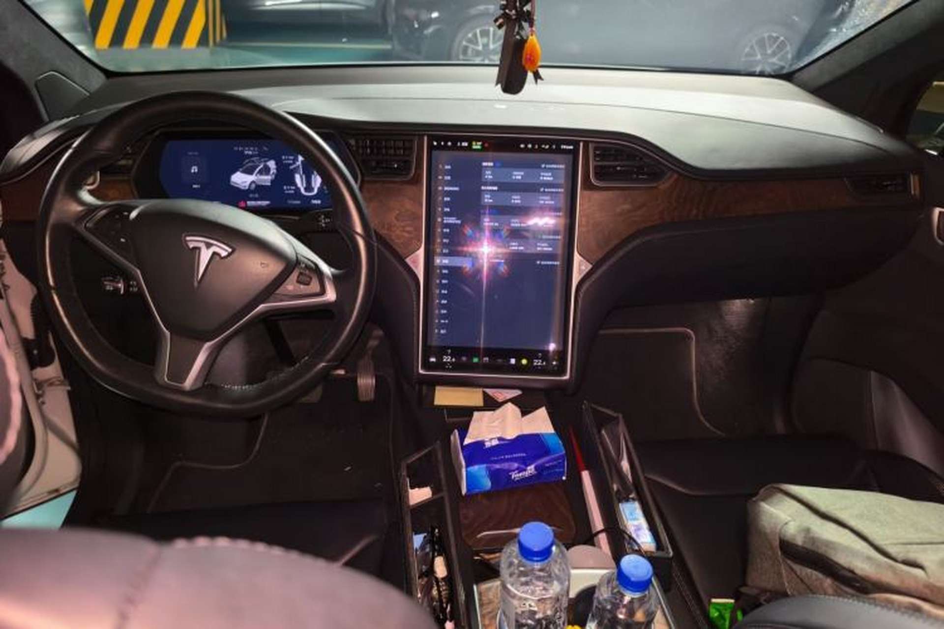 Used Tesla Model X 2016 X 75D Center Console