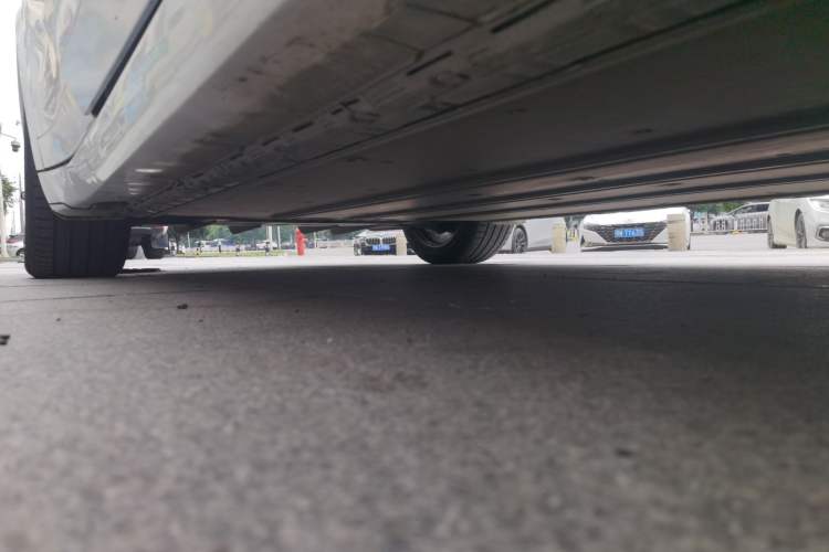 Used Tesla Model X  Chassis Front Right