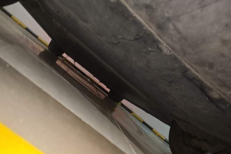 Used Tesla Model X 2016 X 75D Chassis Front