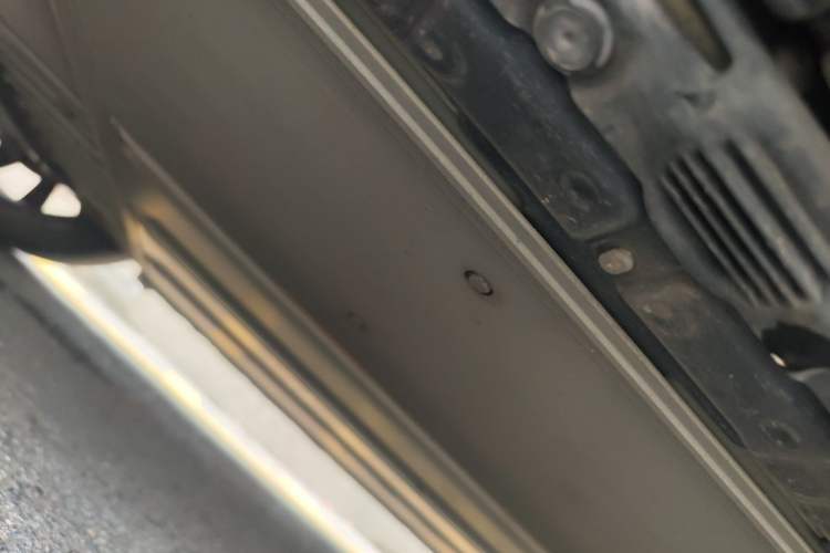 Used Tesla Model X  Chassis Rear Right