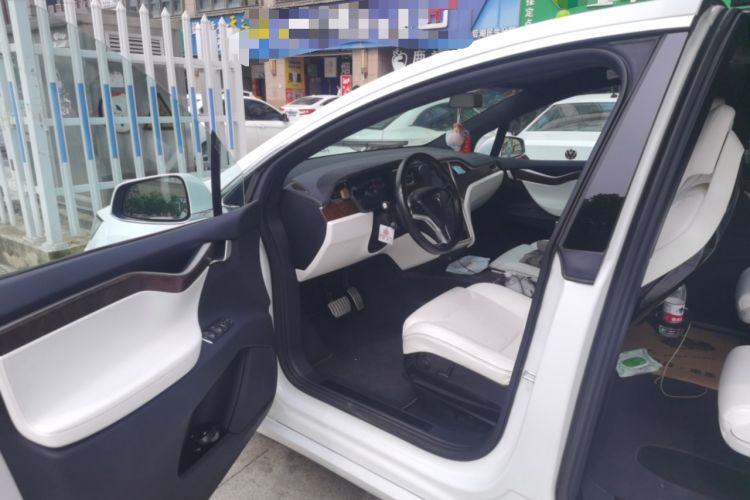 Used Tesla Model X  Driver Seat