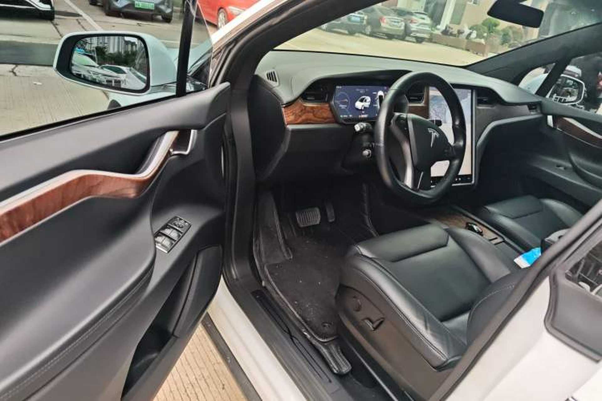 Used Tesla Model X 2016 X 75D Driver Seat