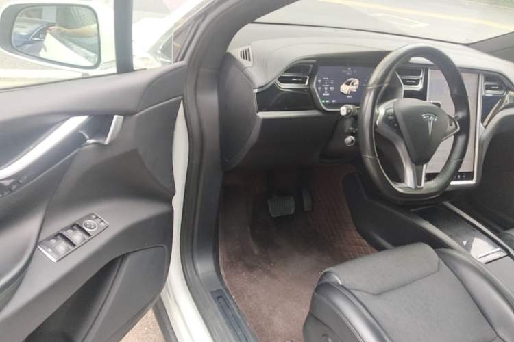 Used Tesla Model X 2016 X 75D Driver Seat
