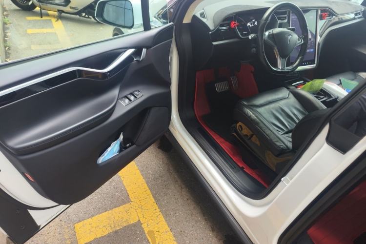 Used Tesla Model X  Driver Seat