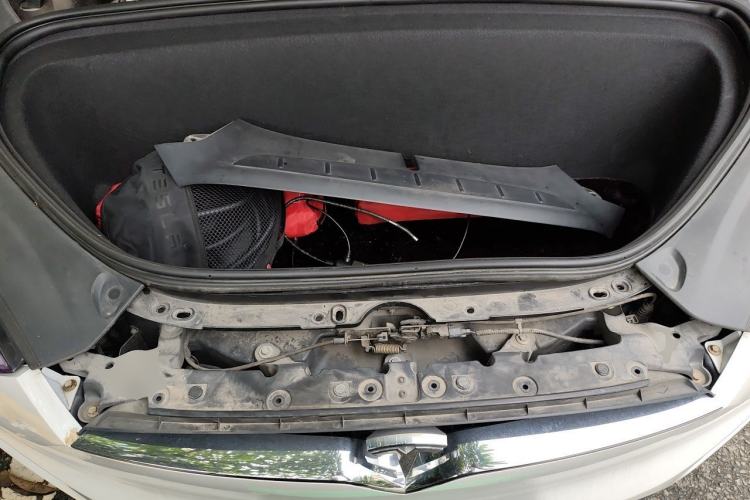 Used Tesla Model X 2016 X 90D Engine Bay