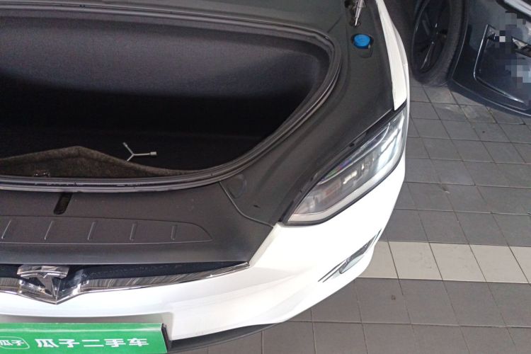 Used Tesla Model X 2016 X 90D Engine Bay Left