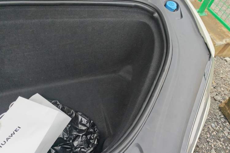 Used Tesla Model X 2016 X 90D Engine Bay Left