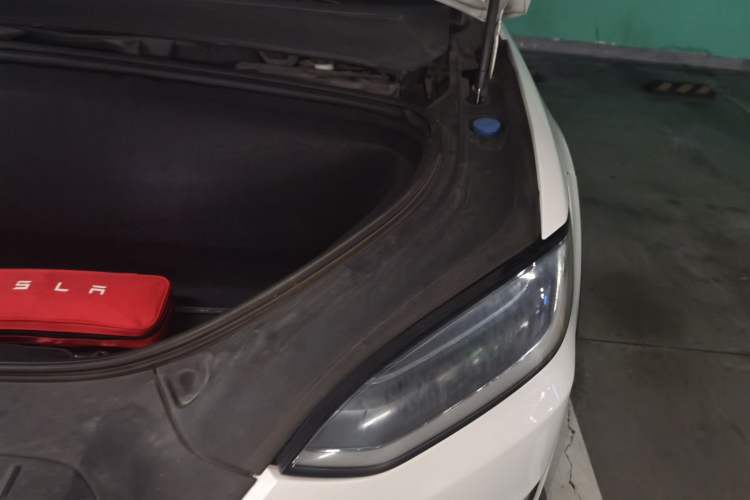 Used Tesla Model X 2016 X 75D Engine Bay Left