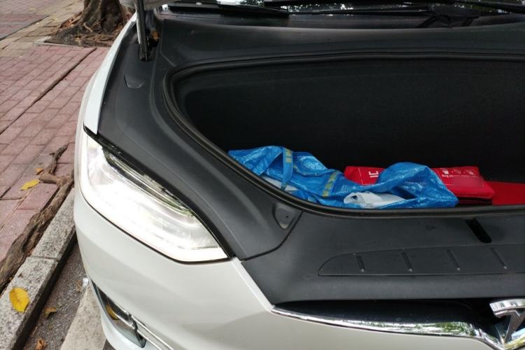 Used Tesla Model X 2016 X 75D Engine Bay Right