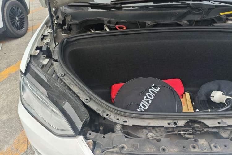 Used Tesla Model X 2016 X 75D Engine Bay Right