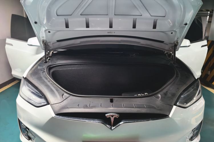 Used Tesla Model X 2016 X 75D Engine Bay