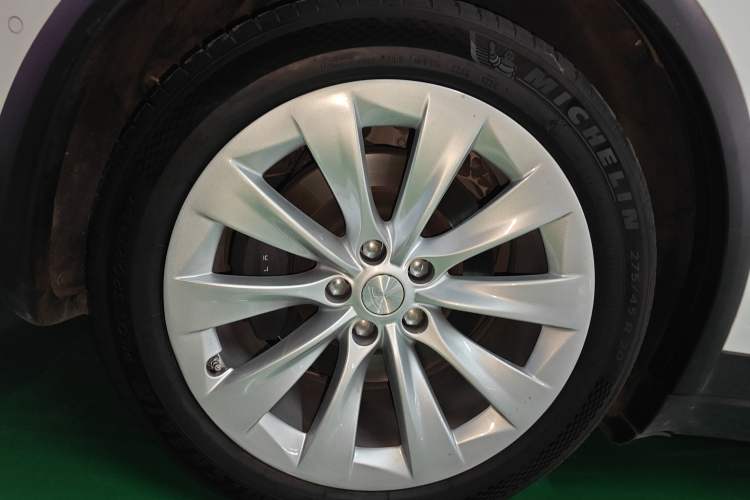 Used Tesla Model X 2016 X 75D Exterior 4