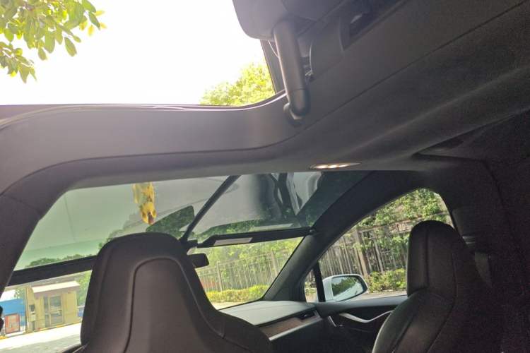 Used Tesla Model X 2016 X 75D Headliner