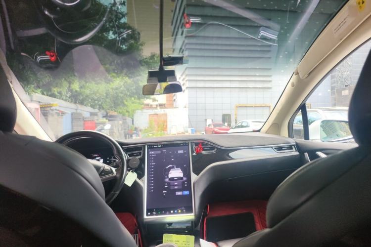 Used Tesla Model X  Headliner