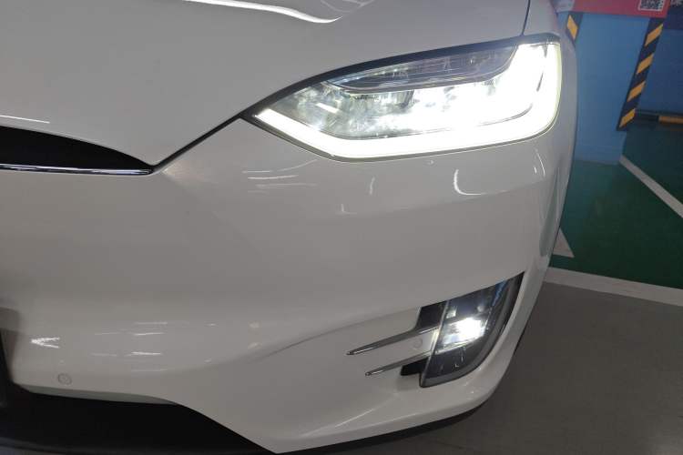 Used Tesla Model X 2016 X 75D Left Front Headlight