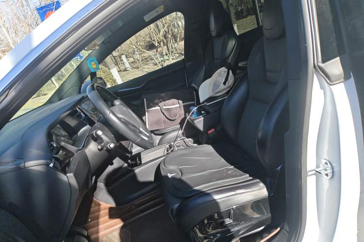 Used Tesla Model X 2016 X 75D Left Front Seat