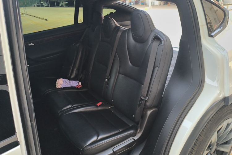 Used Tesla Model X 2016 X 75D Left Rear Seat