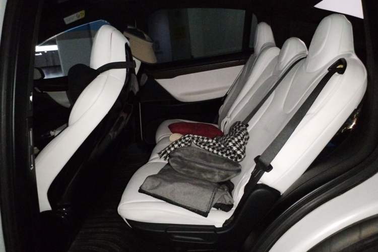 Used Tesla Model X 2016 X 75D Left Rear Seat