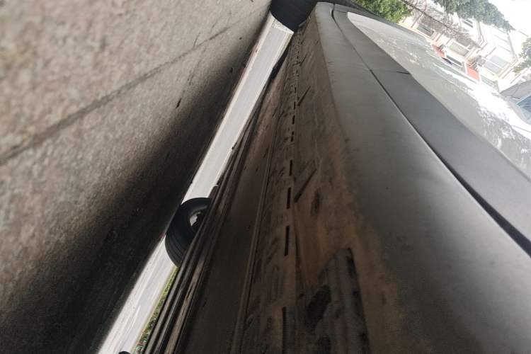 Used Tesla Model X 2016 X 75D Left Side Sill
