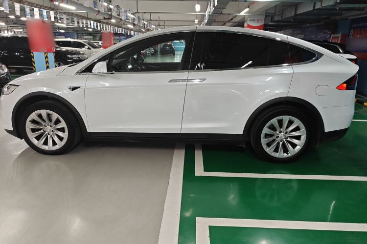 Used Tesla Model X 2016 X 75D Left Side