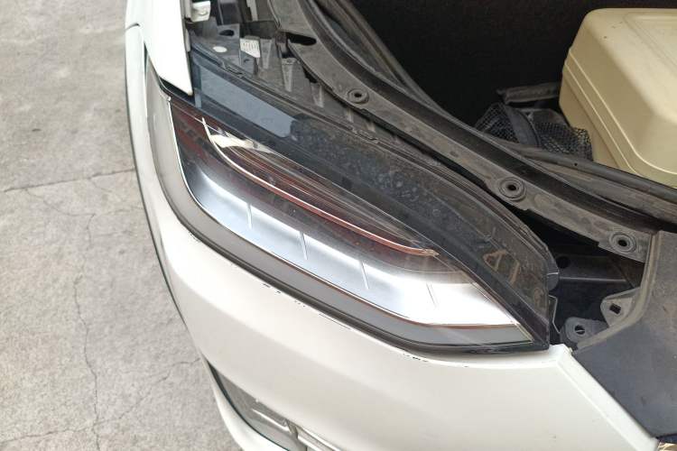Used Tesla Model X 2016 X 75D Right Front Headlight
