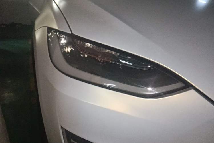 Used Tesla Model X 2016 X 90D Right Front Headlight