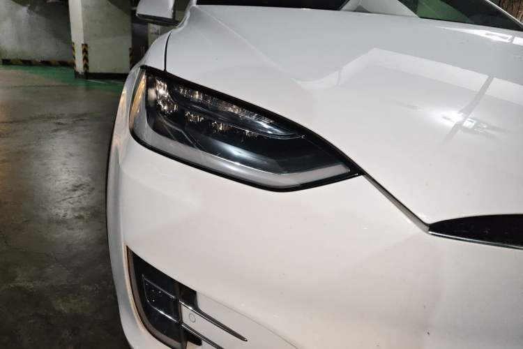 Used Tesla Model X 2016 X 75D Right Front Headlight