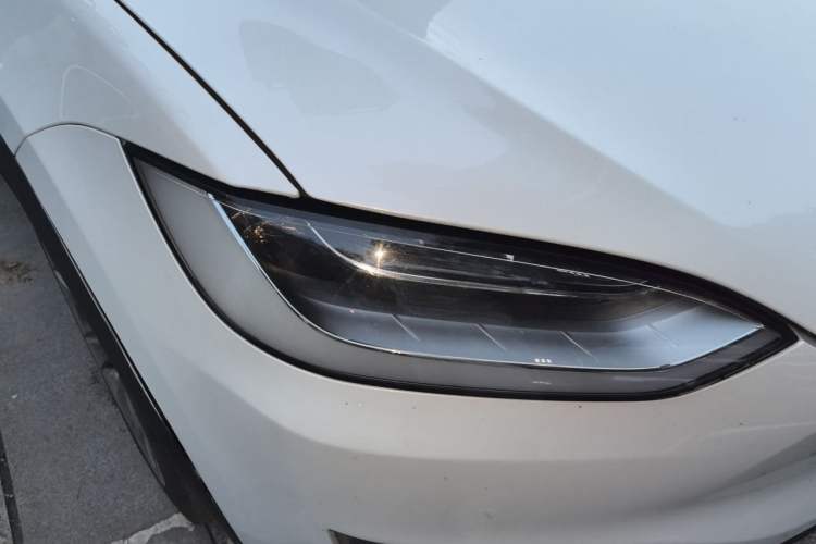 Used Tesla Model X 2016 X 90D Right Front Headlight