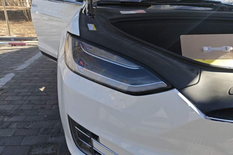 Used Tesla Model X 2016 X 75D Right Front Headlight