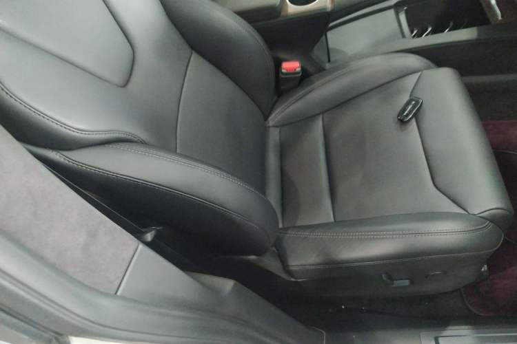 Used Tesla Model X 2016 X 75D Right Front Seat
