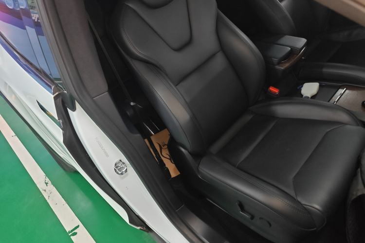 Used Tesla Model X 2016 X 75D Right Front Seat