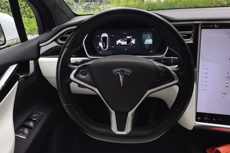 Used Tesla Model X 2016 X 75D Steering Wheel