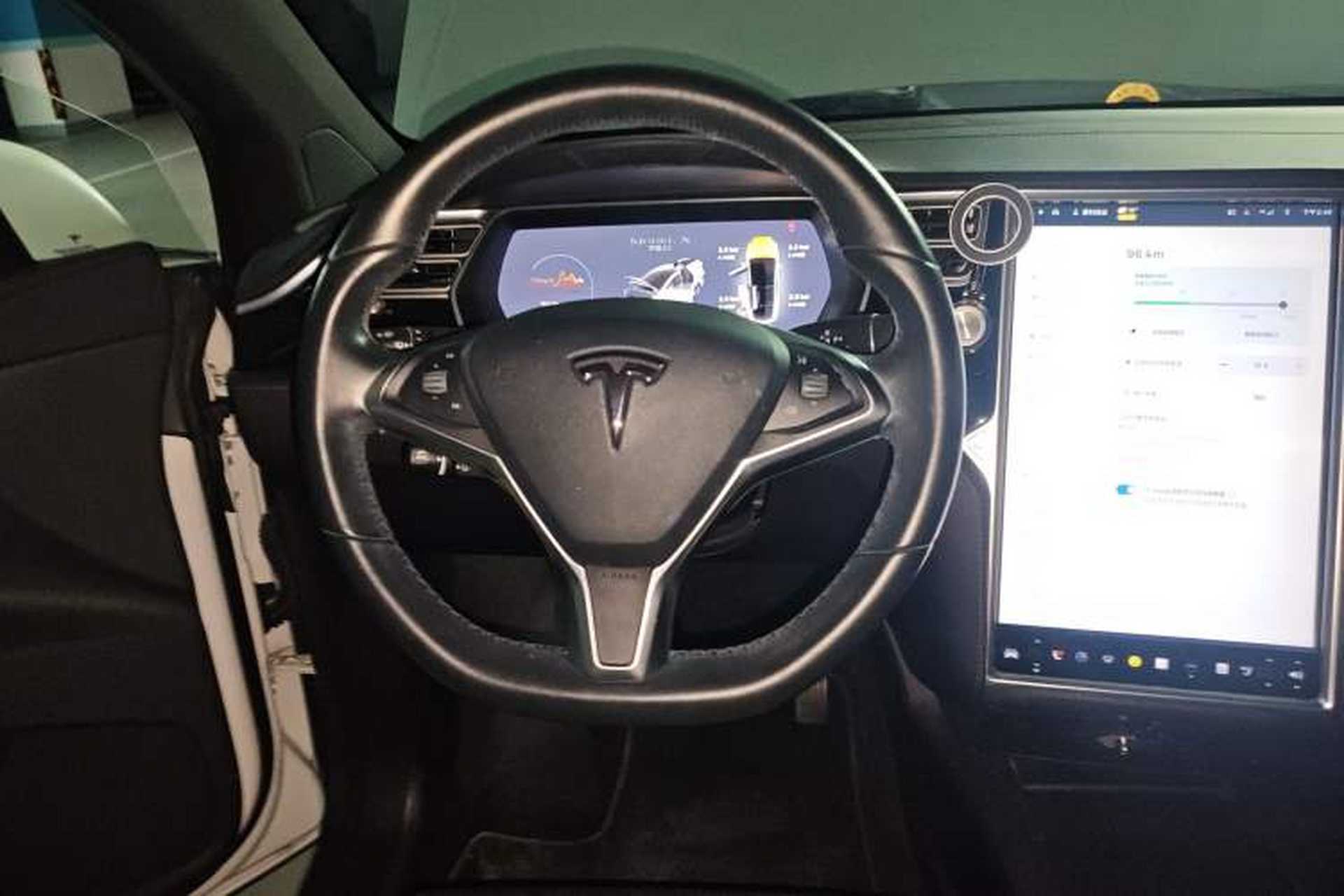 Used Tesla Model X 2016 X 75D Steering Wheel